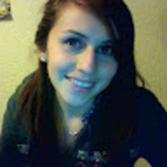 Meet your Posher, Cata - Picture 1 of 1